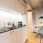 Ipartment Frankfurt Airport Hotel 4*