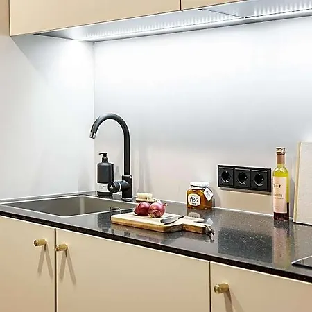 Ipartment Frankfurt Airport 4*