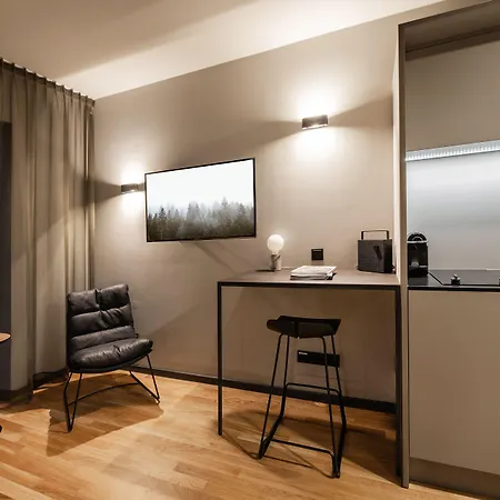 Hotel Ipartment Frankfurt Airport 4*