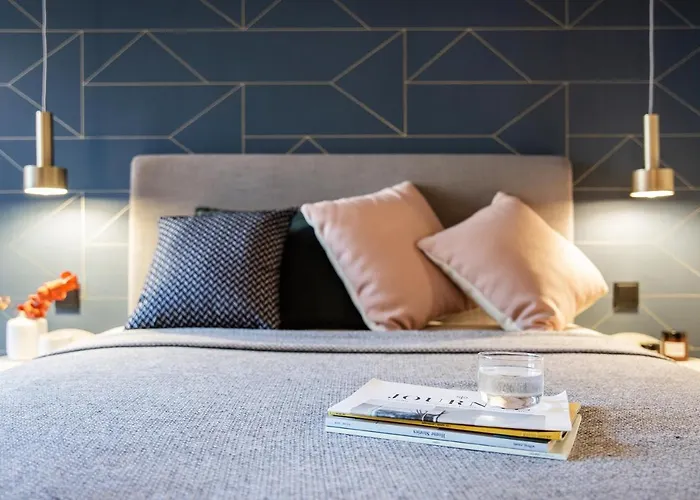 Ipartment Frankfurt Airport Hotel 4*