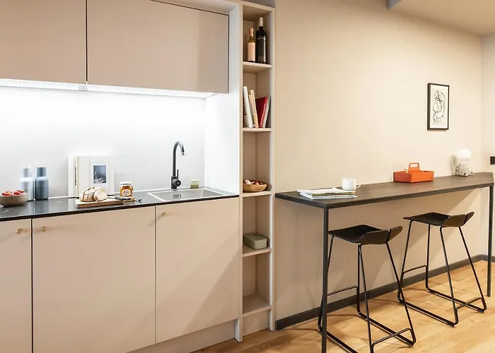 Ipartment Frankfurt Airport 호텔 4*