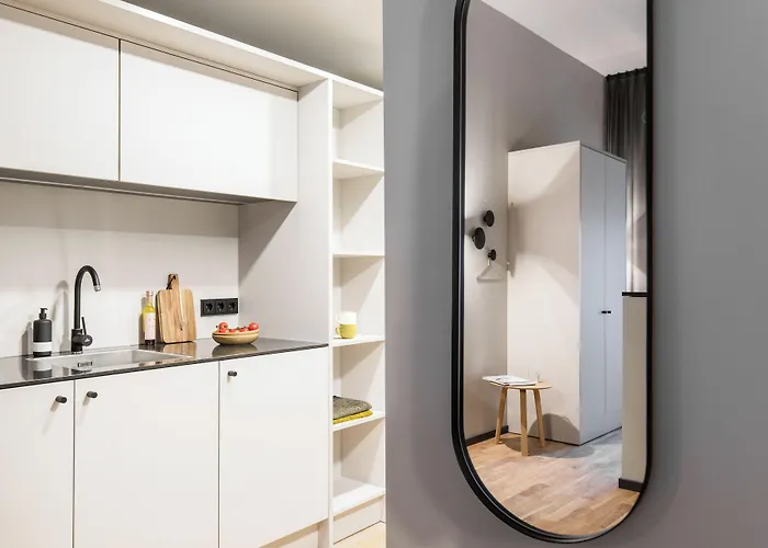 Ipartment Frankfurt Airport 4*